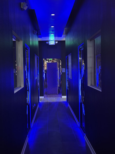 VIP Karaoke Lounge 3