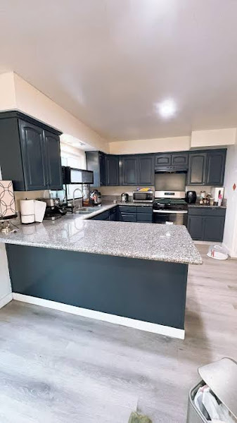 Heart of Little Saigon. 15 mins to the beach Soothing 2-bedroom in Westminster 1