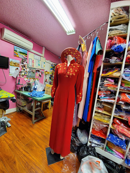 Ao Dai Thanh Thuy 4