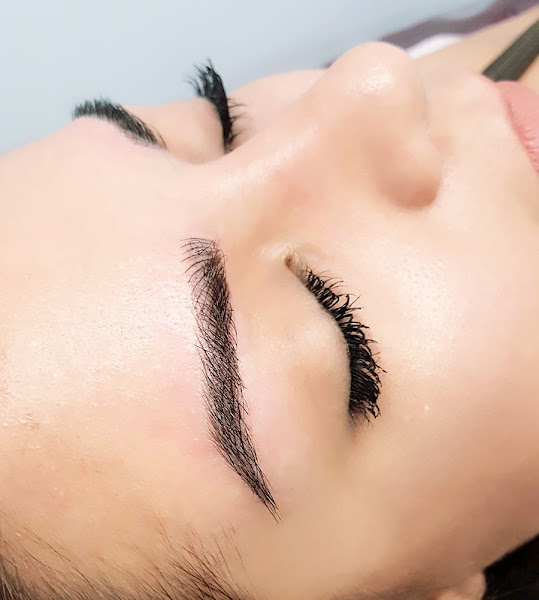 Victoria Eyebrows 3