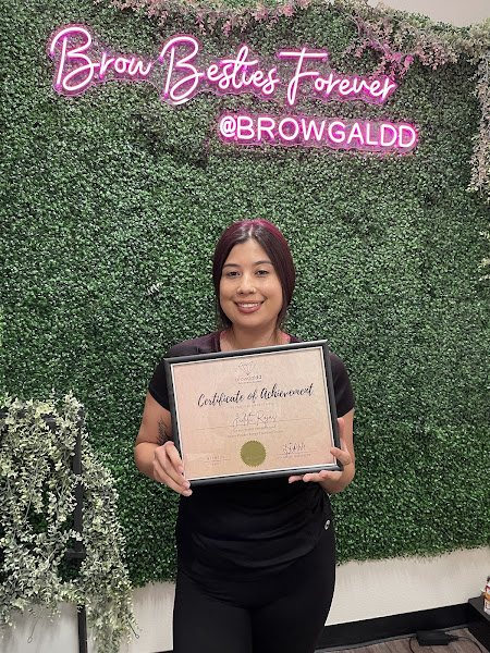 BrowgalDD Orange County Microblading & Ombre Powder Brows
