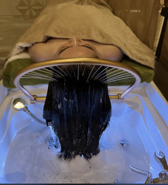 Evie's Beauty & Wellness 4