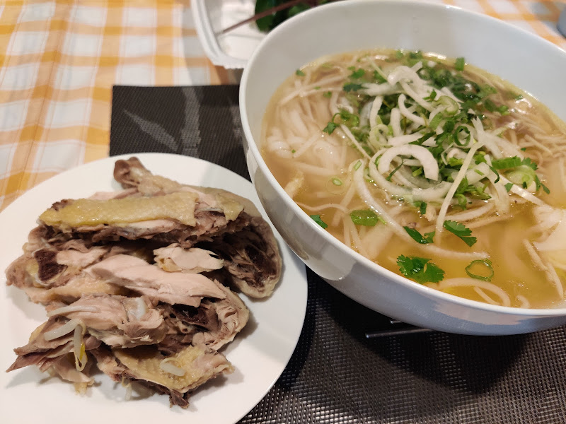 Pho Tuan Canh restaurant 3