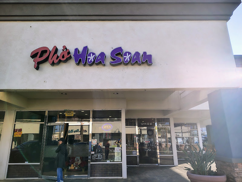 Phở Hoa Soan Bên Thềm Cũ