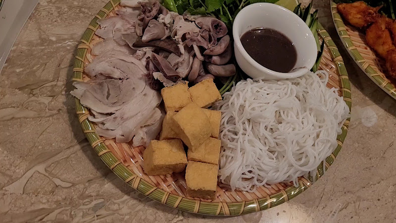Ngon Restaurant - Hanoi Group 2