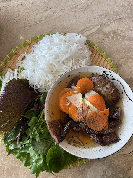 Ngon Restaurant - Hanoi Group 4