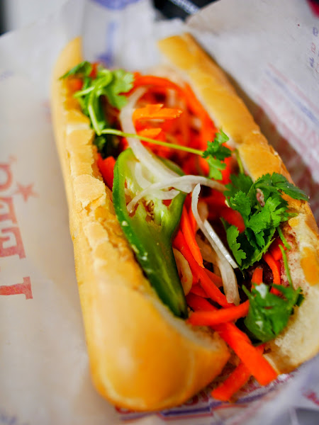 Lee's Sandwiches 3