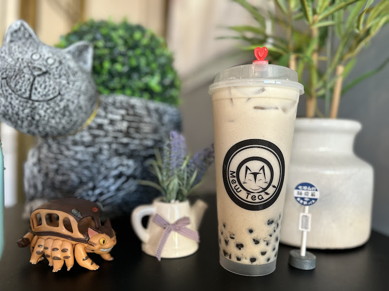 MewTea Cafe 2