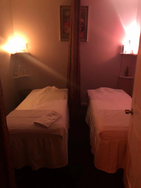 Lel Palace Massage 3
