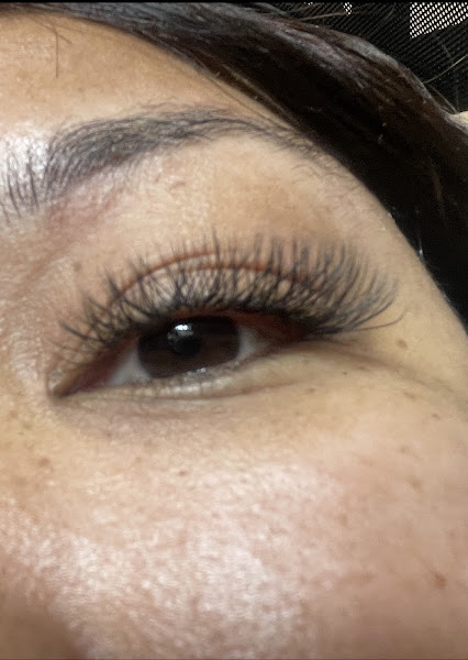 A Eyelash & Beauty 4