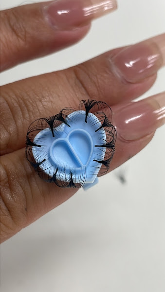 DANDU LASH ARTIST & WAXER 3