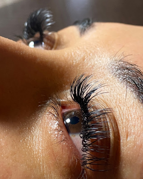OC Lash Studio 3