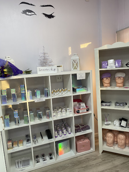 EeVee Sister’s Salon 2