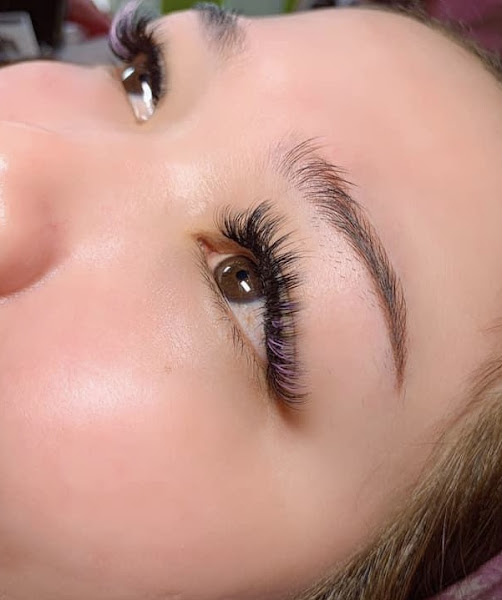 Hannah lash and brows
