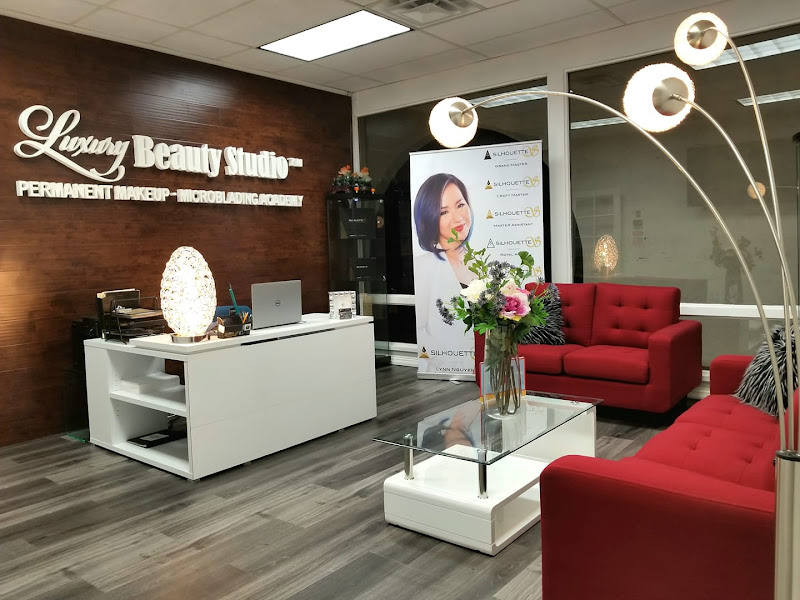 Luxury Beauty Studio & Academy 3