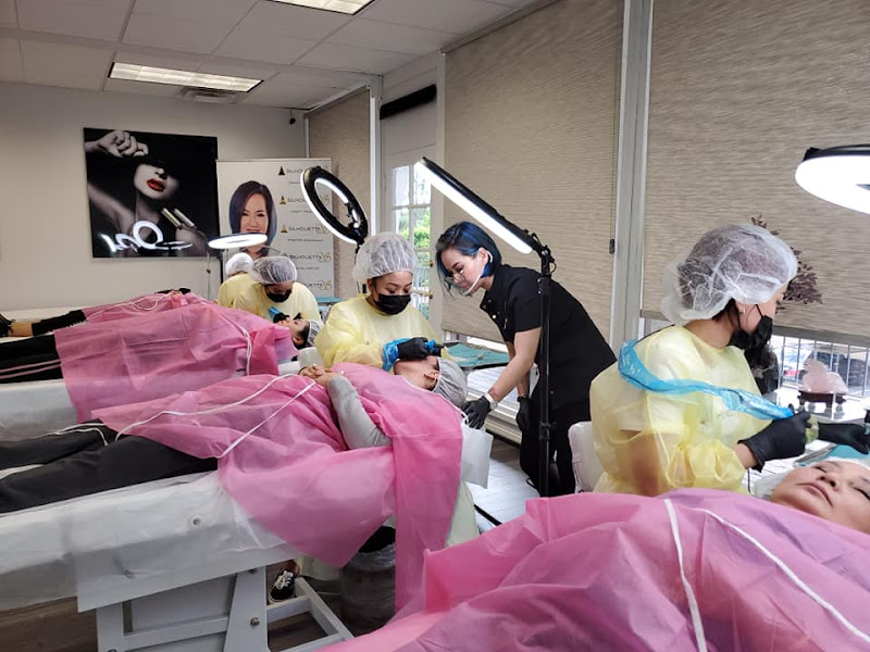 Luxury Beauty Studio & Academy 4