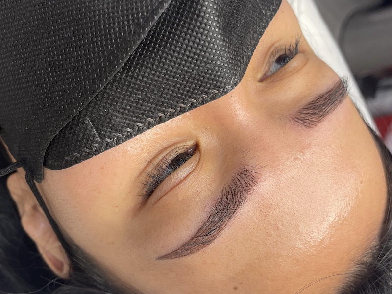 Pomi B. Brow Studio 3