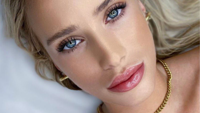 Gladka Glow & PMU Clinic. Eyebrows and Permanent Makeup in Newport Beach