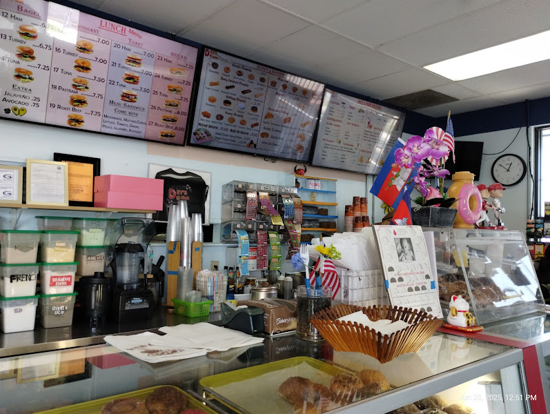 Dey's Donuts & Croissant 4