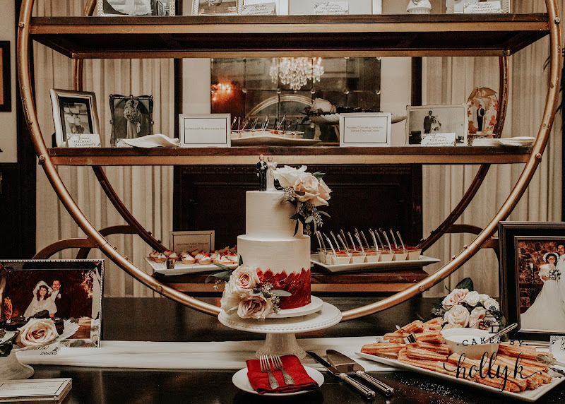 Cakes By HollyK