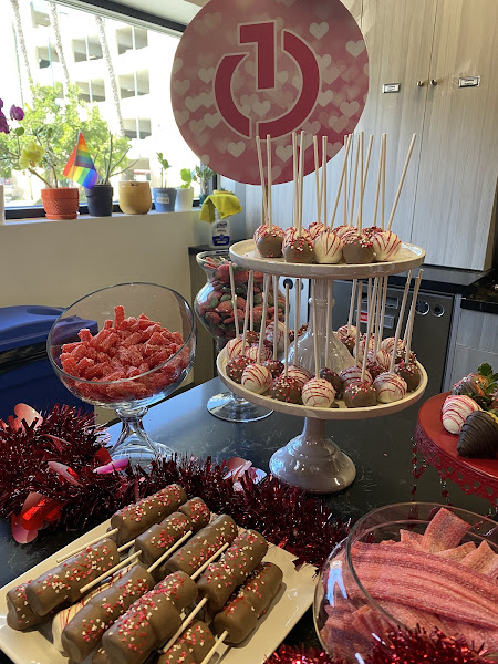 Hollywood Candy Girls Fun Foods Catering & Events 3