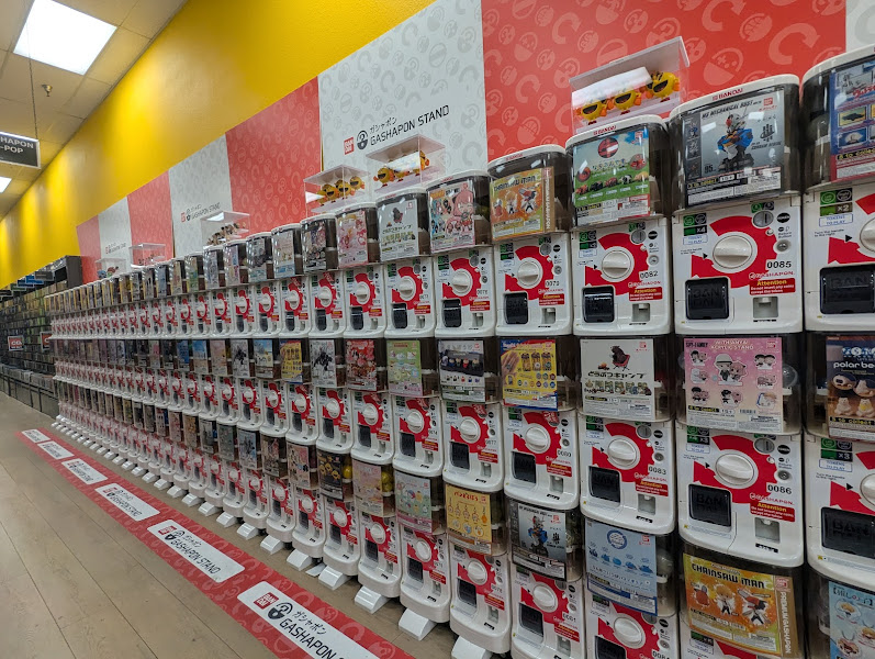BOOKOFF Garden Grove 4