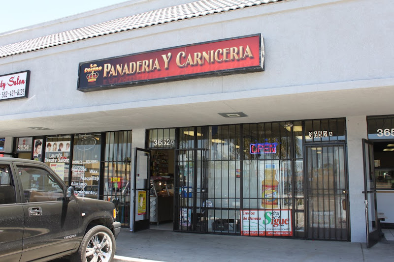 Panderia La Corona Bakery & Meat Market 2