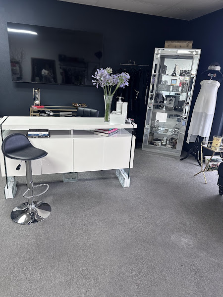HEM UP Alteration & Dry Cleaner 3