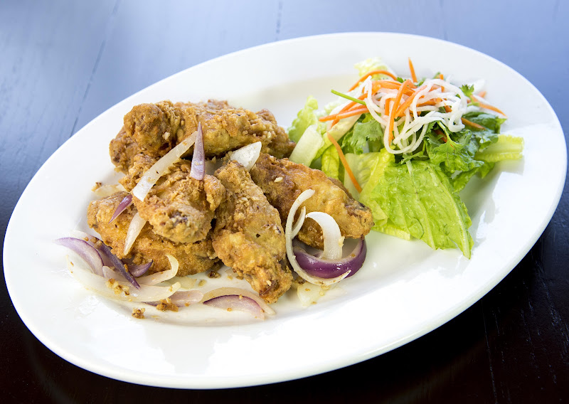 Ha Long Bay Pho & Grill 4