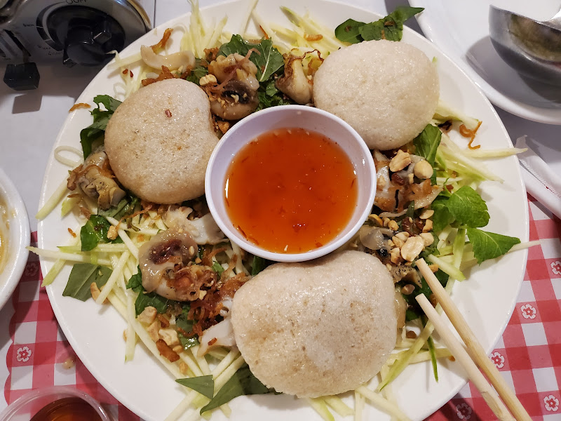 Hương Vietnamese Restaurant 3
