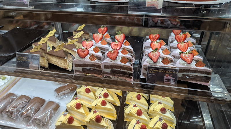 85°C Bakery Cafe - Orange 4