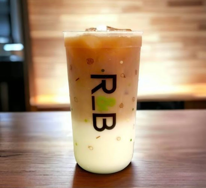 R&B Tea & Fusion Restaurant 4