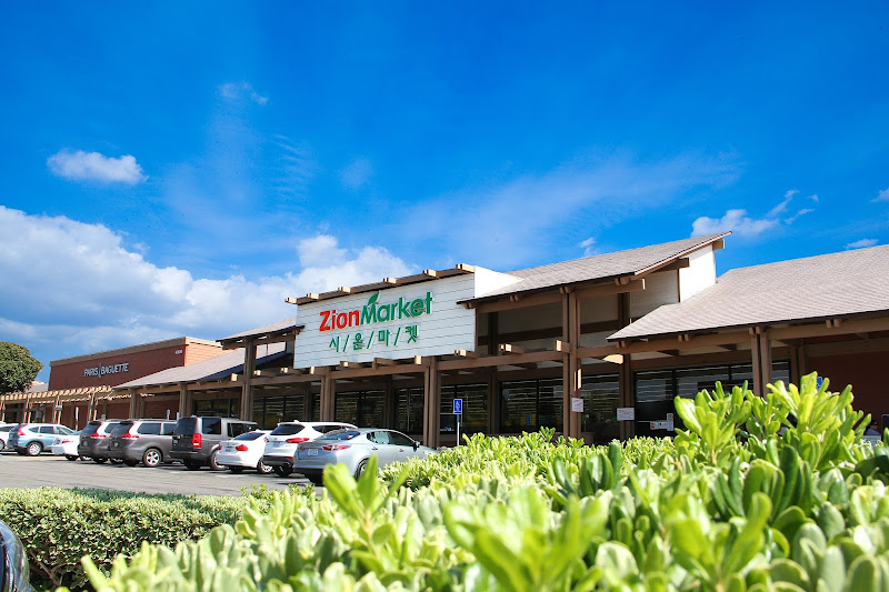 Zion Market 3