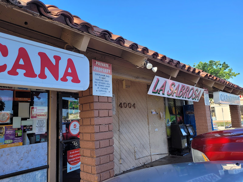La Sabrosa Market 1