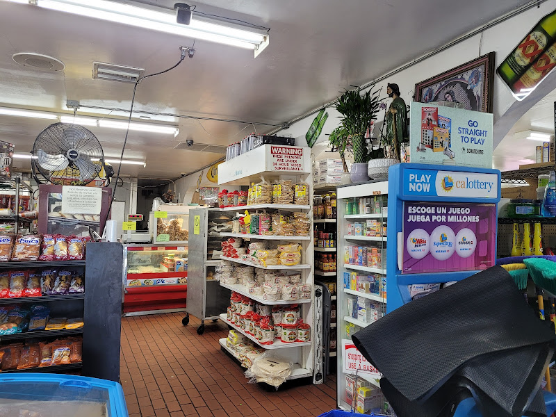 La Sabrosa Market 2