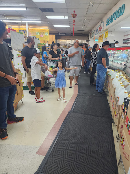 Super Seafood Asian Market 4