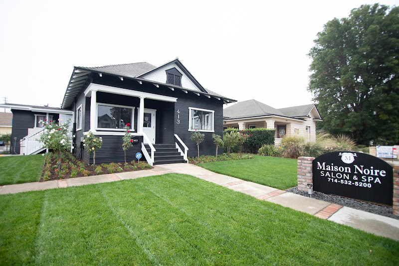 Maison Noire Salon & Spa 1