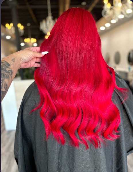 Maison Noire Salon & Spa 4