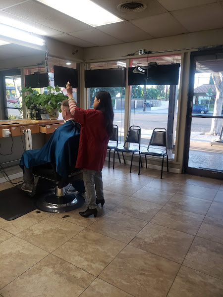 HO THE BARBER 3