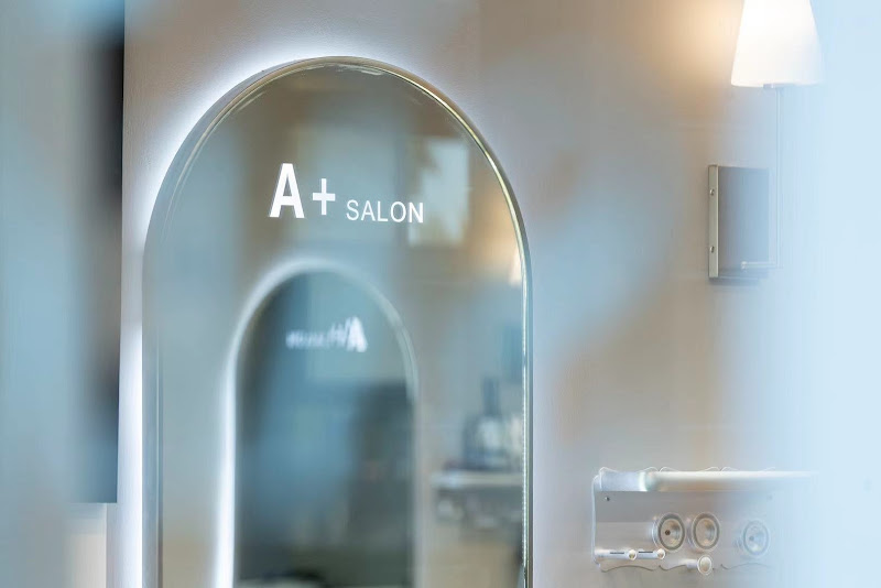 A+ Salon 1