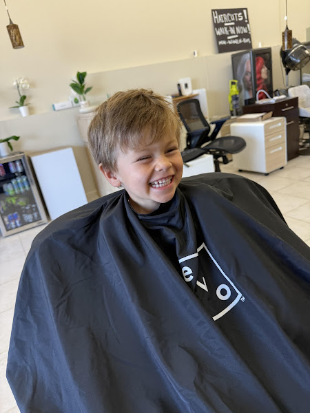 Axios Salon & Barber 1