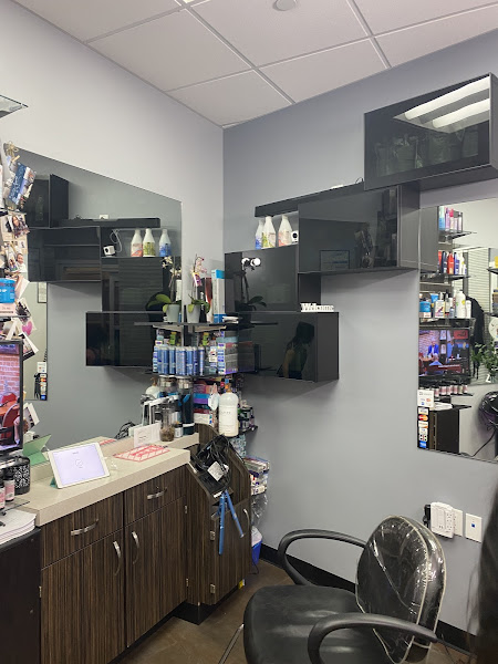 Gina Salon Studio 30 3
