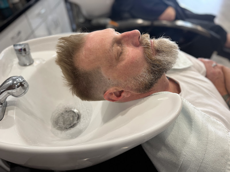 Tustin Hair Salon 1