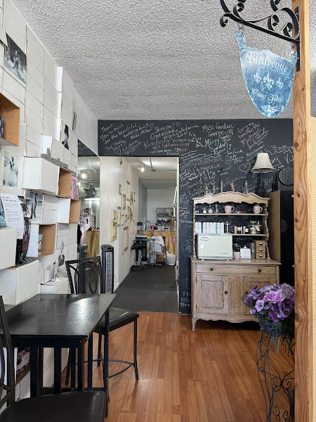The Pink Door Salon 4