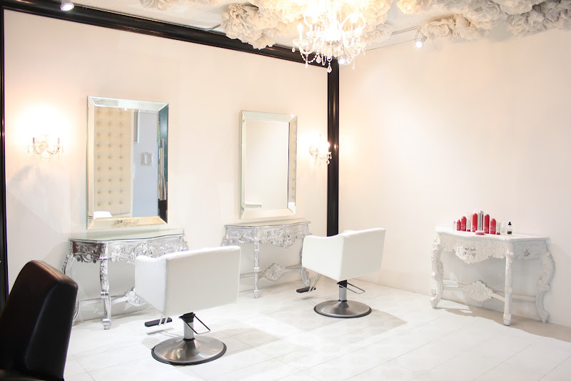 The Pink Door Salon 5