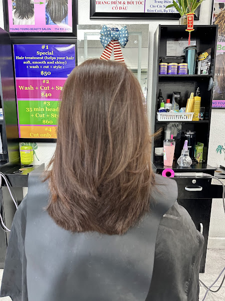 Young Young Beauty Salon 4