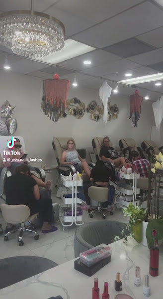 𝐄𝐯𝐚 𝐍𝐚𝐢𝐥𝐬 & 𝐋𝐚𝐬𝐡𝐞𝐬 in Tustin 2
