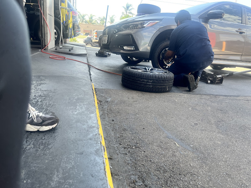 Chapman Mobil Auto Repair Of Orange 3