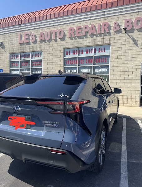 PHI'S AUTO BODY & REPAIR 4
