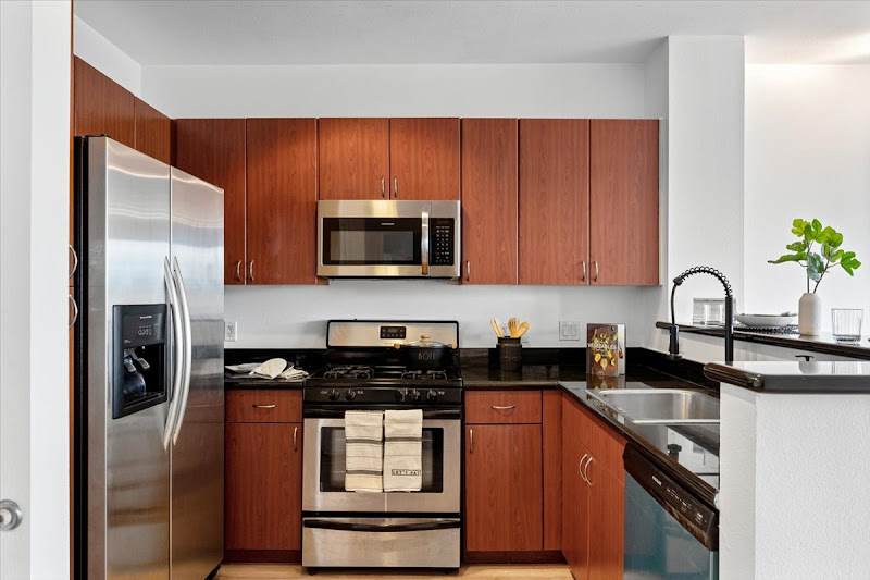 Caliber Real Estate Group | Orange County Real Estate Agent 3